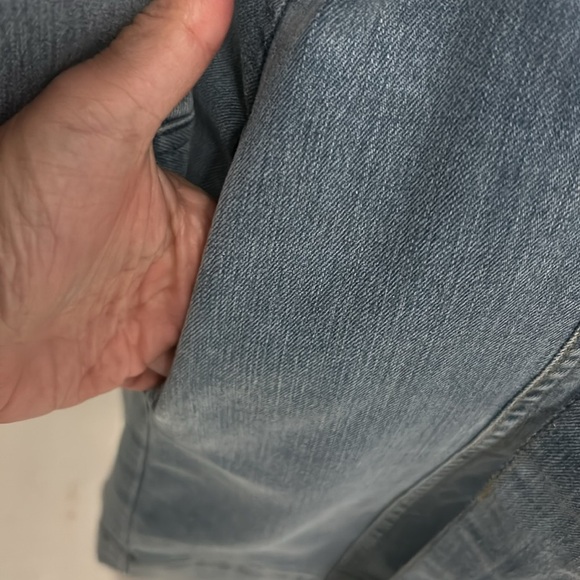 Elan Denim Belted Puff Sleeve Dress - Picture 7 of 13